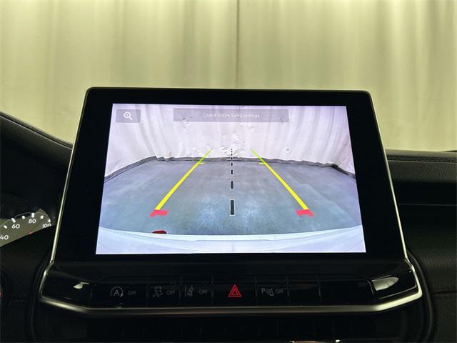 used 2023 Jeep Compass car, priced at $18,949