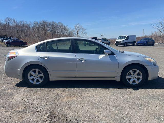 used 2009 Nissan Altima car, priced at $7,124