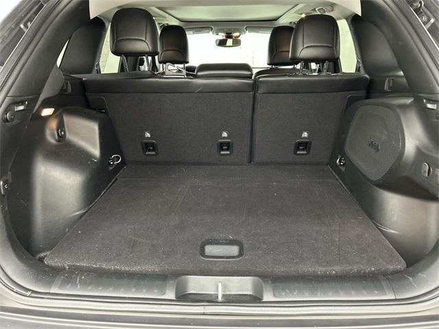 used 2022 Jeep Cherokee car, priced at $18,475