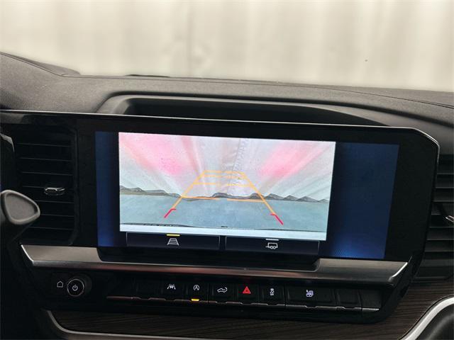 used 2022 Chevrolet Silverado 1500 car, priced at $29,971