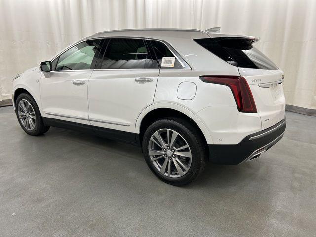new 2026 Cadillac XT5 car, priced at $53,508