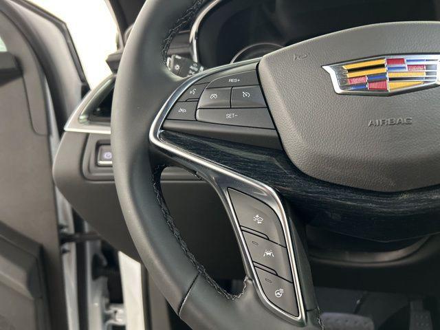 new 2026 Cadillac XT5 car, priced at $53,508