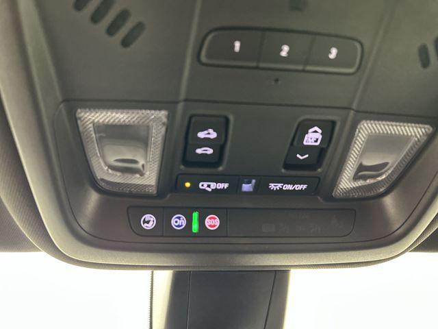 used 2024 Cadillac XT6 car, priced at $39,867