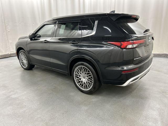 used 2022 Mitsubishi Outlander car, priced at $17,974