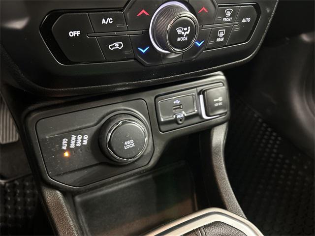 used 2022 Jeep Renegade car, priced at $14,953