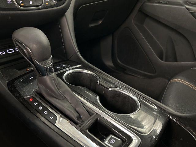 used 2022 Chevrolet Equinox car, priced at $20,994