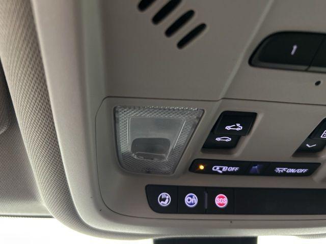 used 2022 Chevrolet Equinox car, priced at $20,994