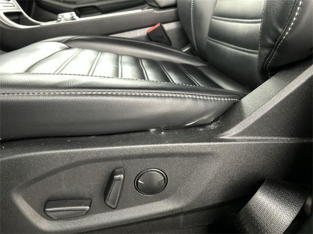 used 2024 Ford Edge car, priced at $20,999