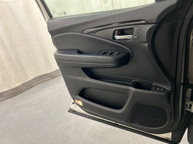 used 2017 Honda Pilot car, priced at $18,915