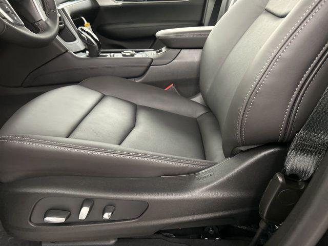 new 2026 Cadillac XT5 car, priced at $59,415