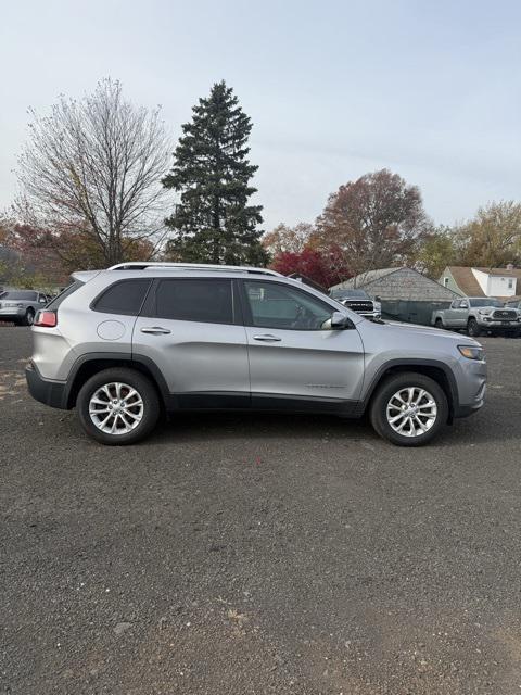 used 2020 Jeep Cherokee car, priced at $15,399