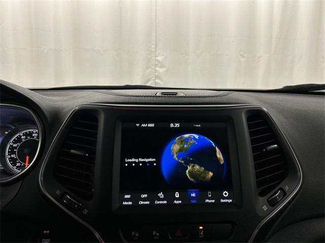 used 2023 Jeep Cherokee car, priced at $17,975