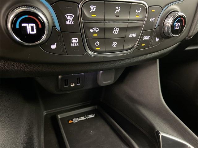 used 2023 Chevrolet Traverse car, priced at $24,902