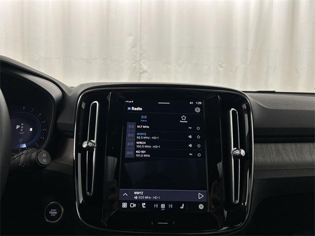 used 2023 Volvo XC40 car, priced at $27,177