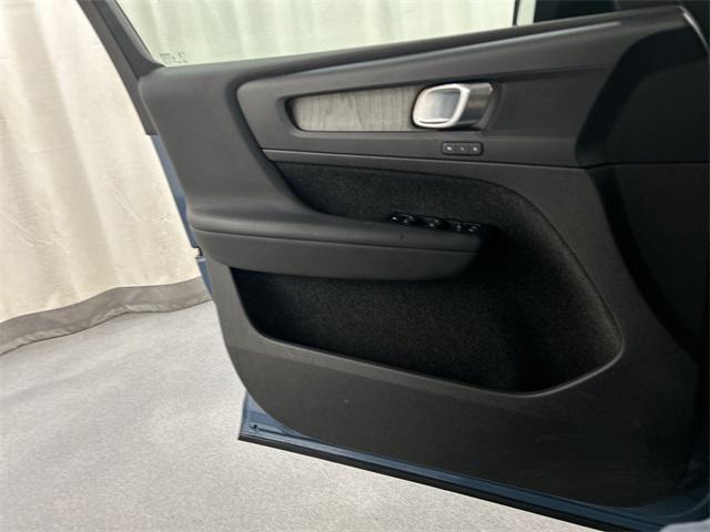 used 2023 Volvo XC40 car, priced at $27,177