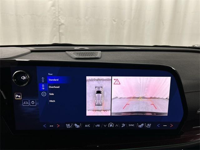 new 2026 Chevrolet Traverse car, priced at $55,970