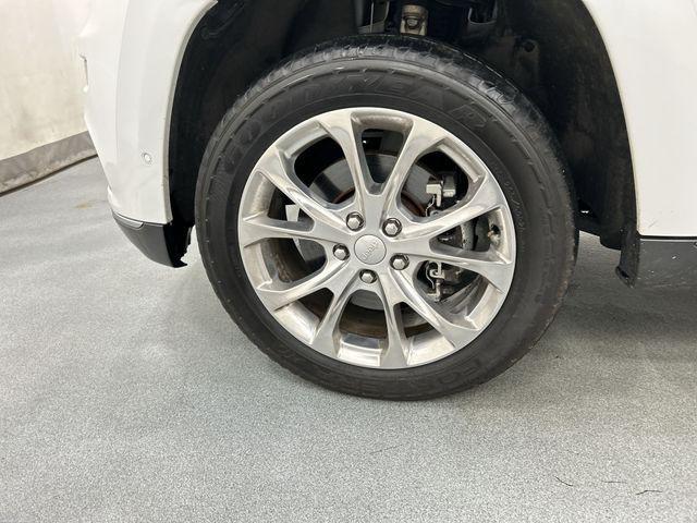 used 2021 Jeep Grand Cherokee car, priced at $23,927