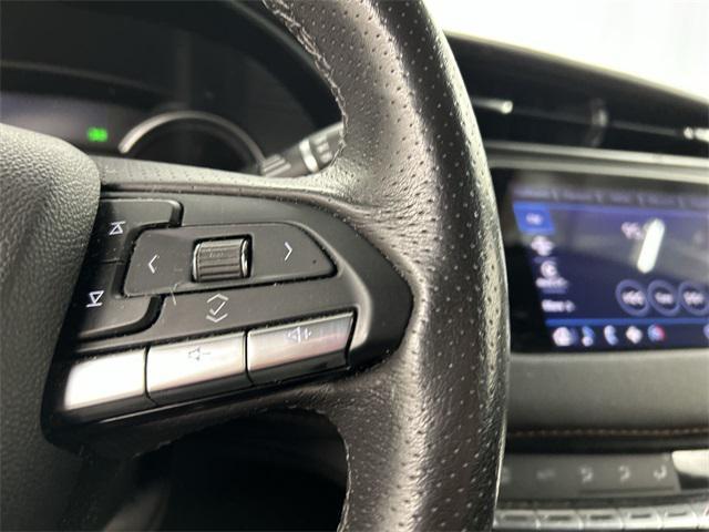 used 2023 Cadillac XT4 car, priced at $23,992