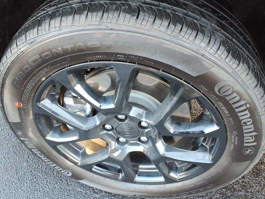 used 2023 Jeep Compass car