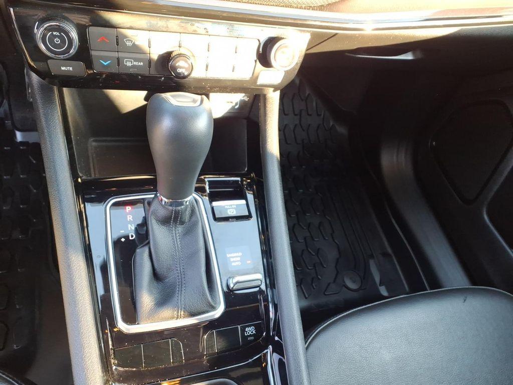 used 2023 Jeep Compass car