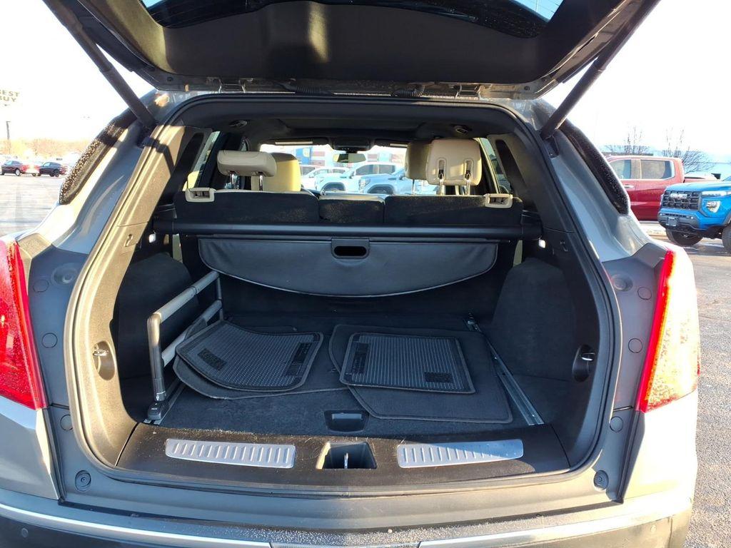 used 2018 Cadillac XT5 car, priced at $21,990