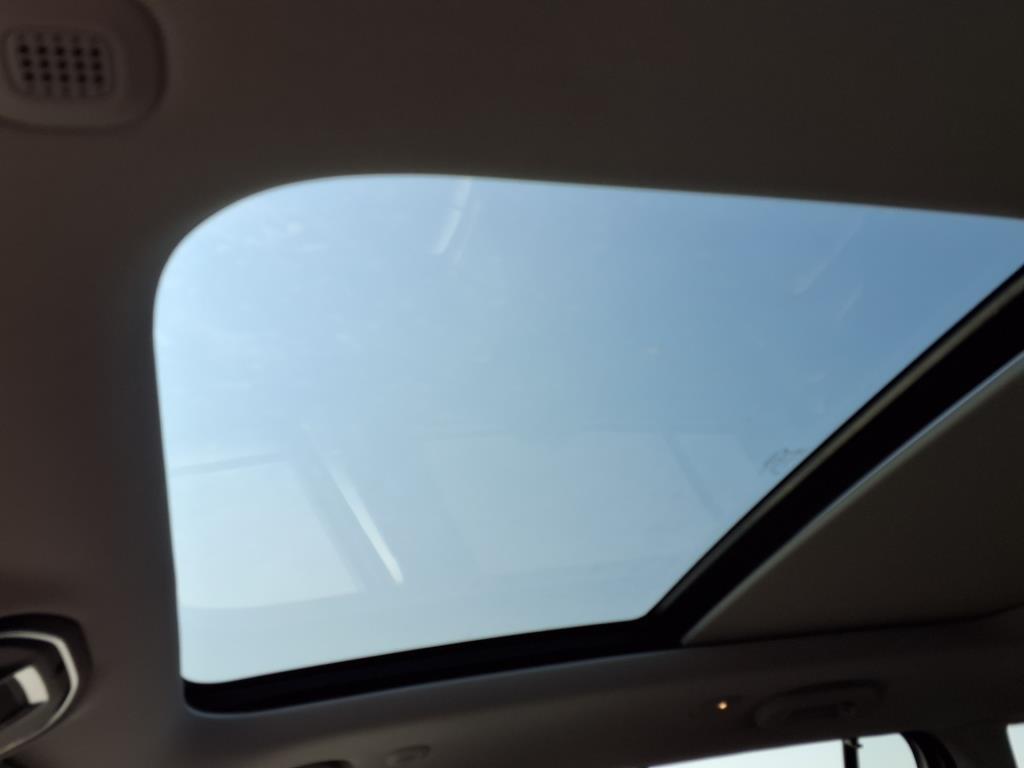 used 2024 Jeep Grand Cherokee car, priced at $39,977