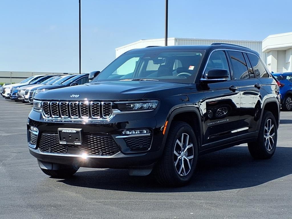 used 2024 Jeep Grand Cherokee car, priced at $39,977