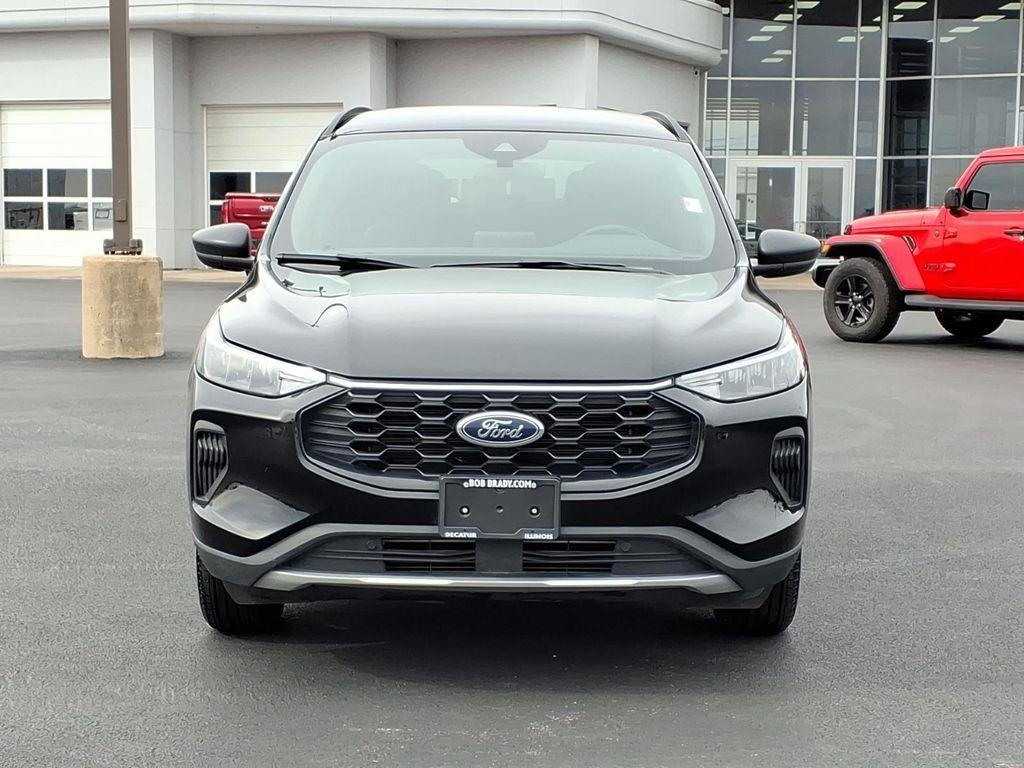 used 2025 Ford Escape car, priced at $26,977