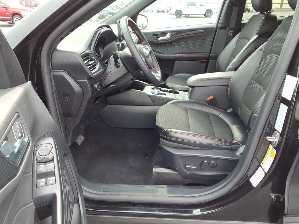 used 2025 Ford Escape car, priced at $26,977