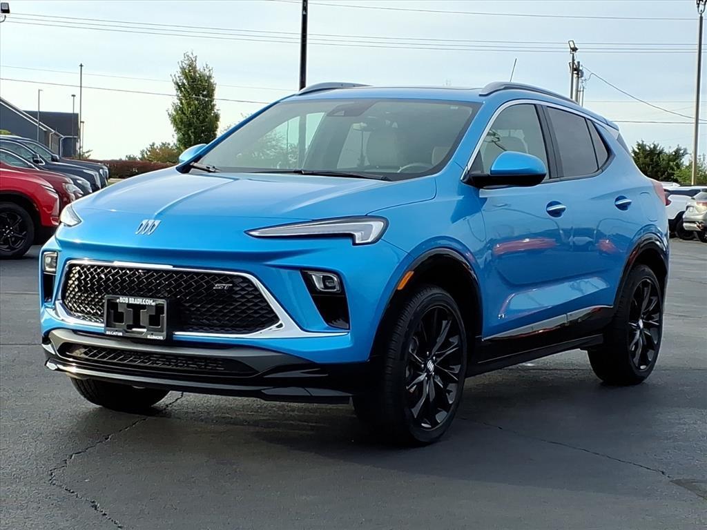 used 2025 Buick Encore GX car, priced at $31,797