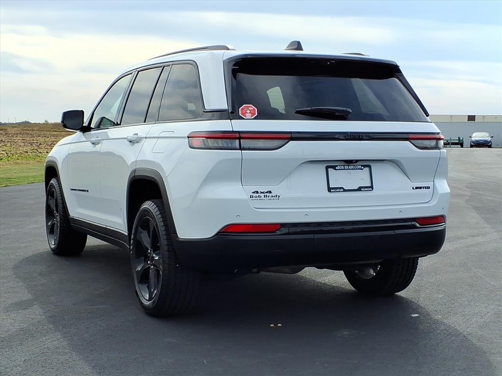 used 2023 Jeep Grand Cherokee car, priced at $31,977
