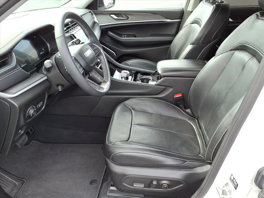 used 2023 Jeep Grand Cherokee car, priced at $31,977