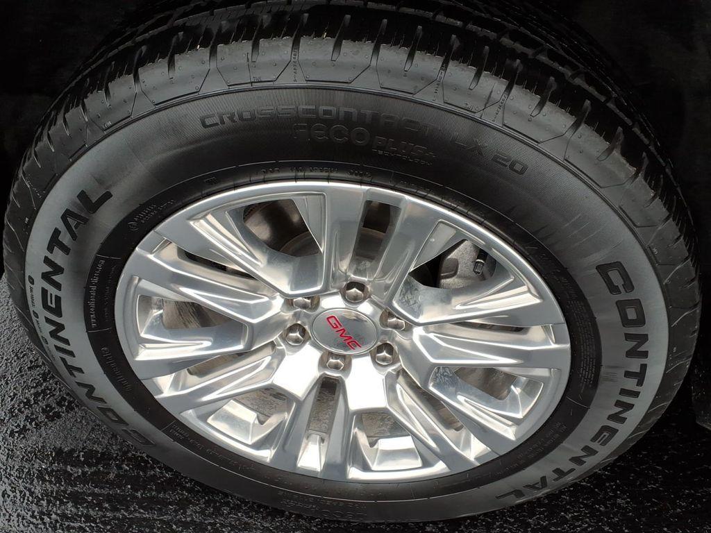 used 2024 GMC Yukon XL car, priced at $76,990