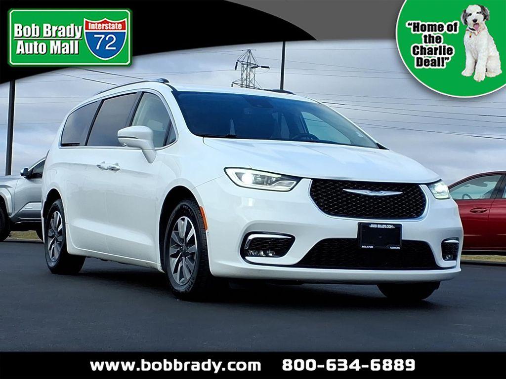 used 2021 Chrysler Pacifica Hybrid car, priced at $19,977
