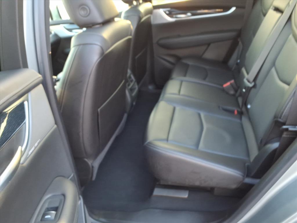 used 2025 Cadillac XT5 car, priced at $42,990