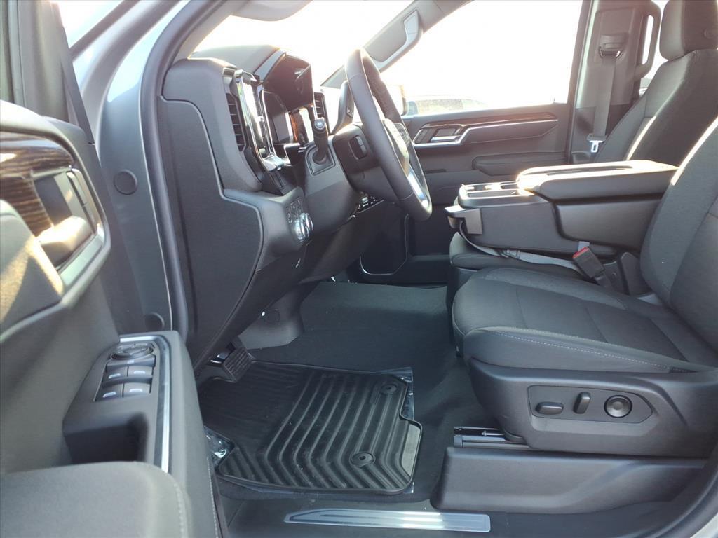 new 2026 GMC Sierra 1500 car, priced at $53,735