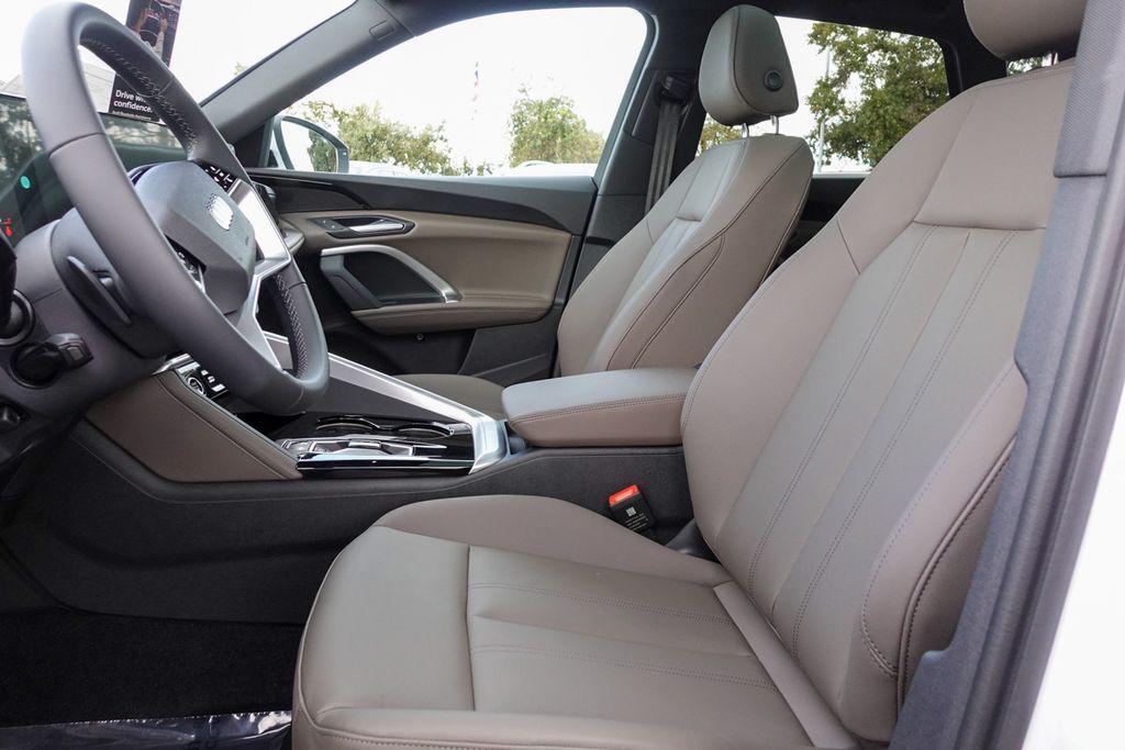 new 2025 Audi Q5 car, priced at $51,954