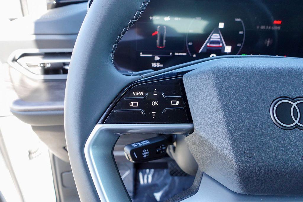 new 2025 Audi Q5 car, priced at $46,359