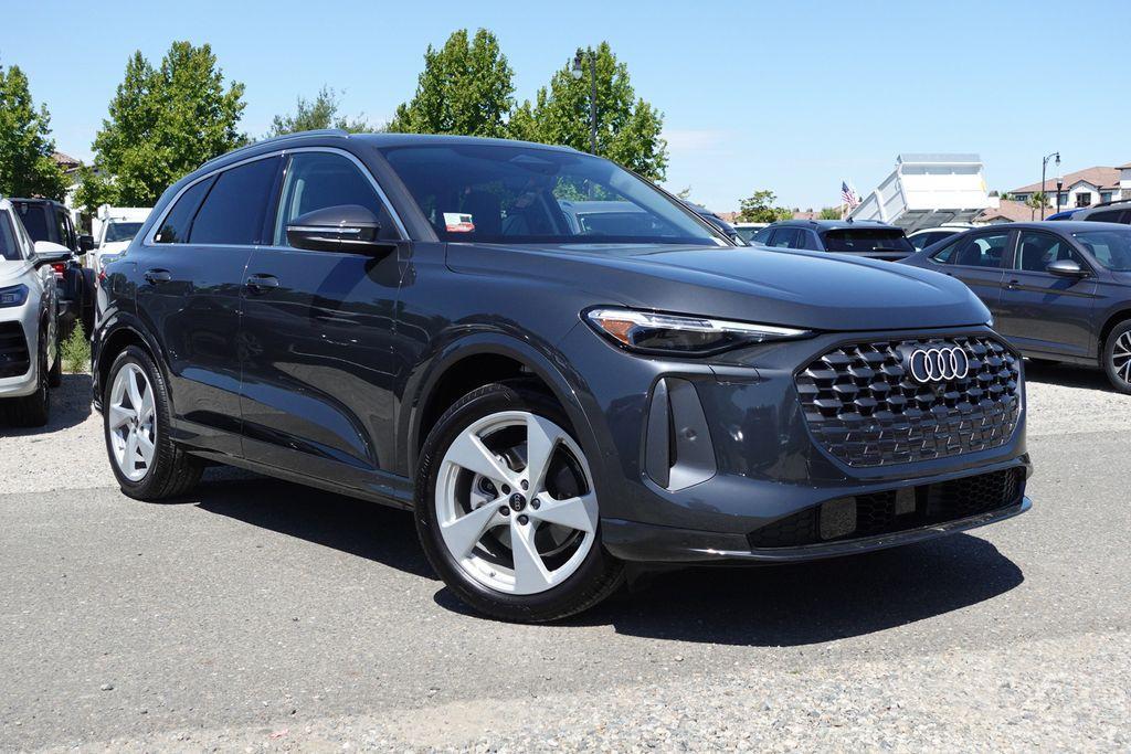 new 2025 Audi Q5 car, priced at $54,683