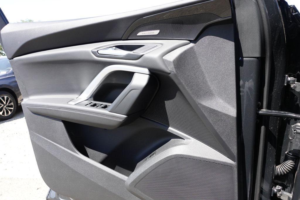 new 2025 Audi Q5 car, priced at $54,683