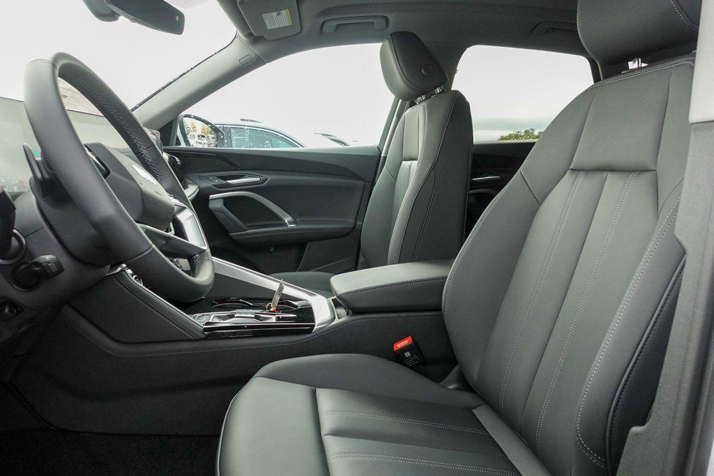 new 2025 Audi Q5 car, priced at $52,132
