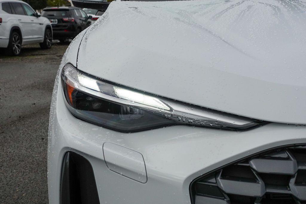 new 2025 Audi Q5 car, priced at $52,132