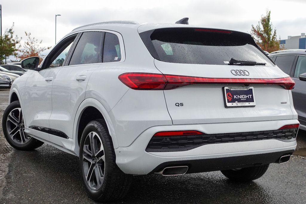 new 2025 Audi Q5 car, priced at $52,132