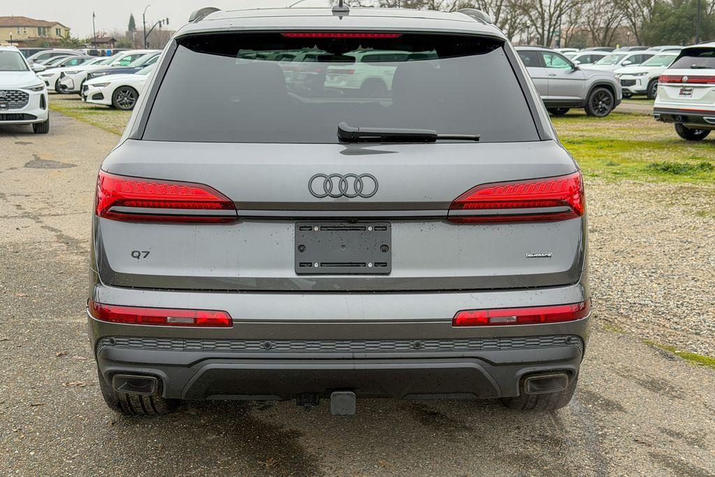 new 2025 Audi Q7 car, priced at $59,056