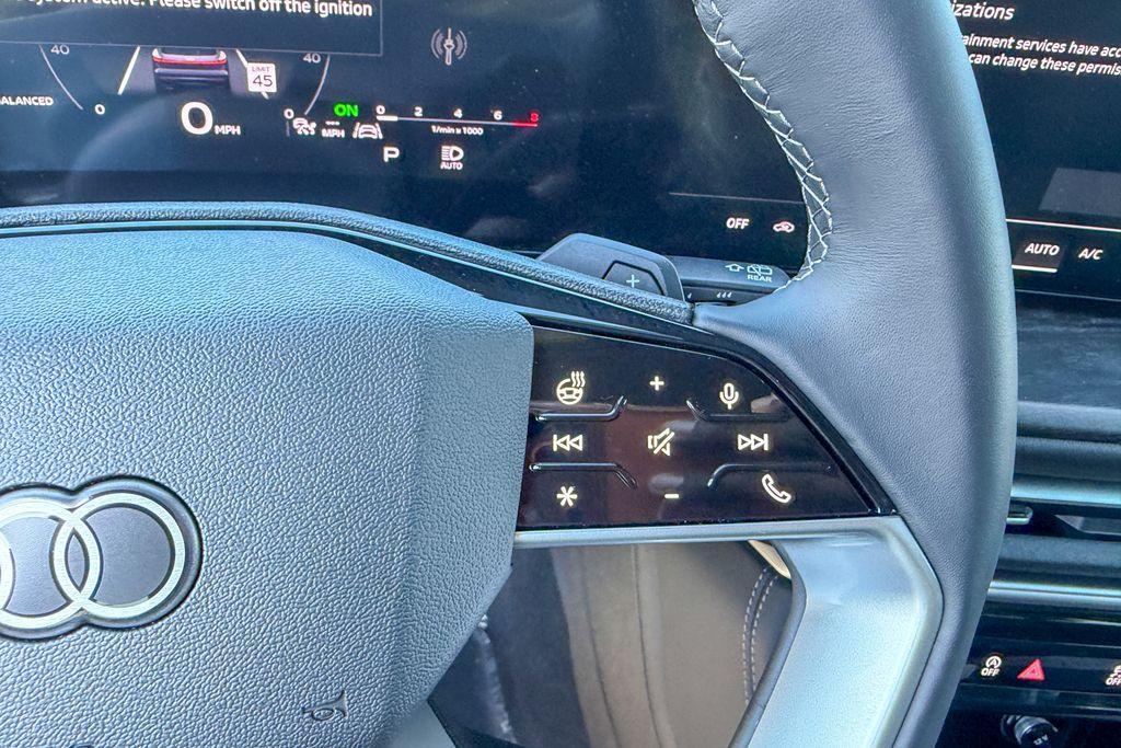 new 2025 Audi Q5 car, priced at $48,072