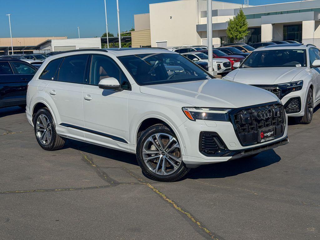 new 2026 Audi Q7 car, priced at $64,271