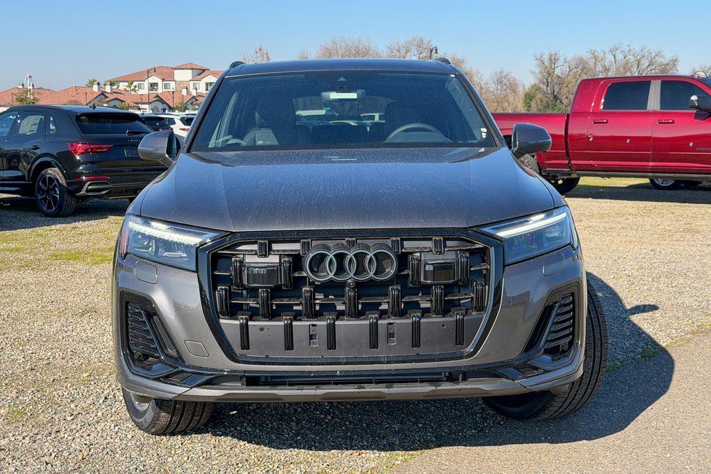 new 2025 Audi Q7 car, priced at $59,056