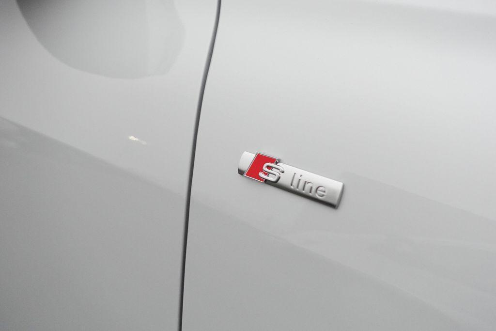 new 2025 Audi Q5 car, priced at $64,573