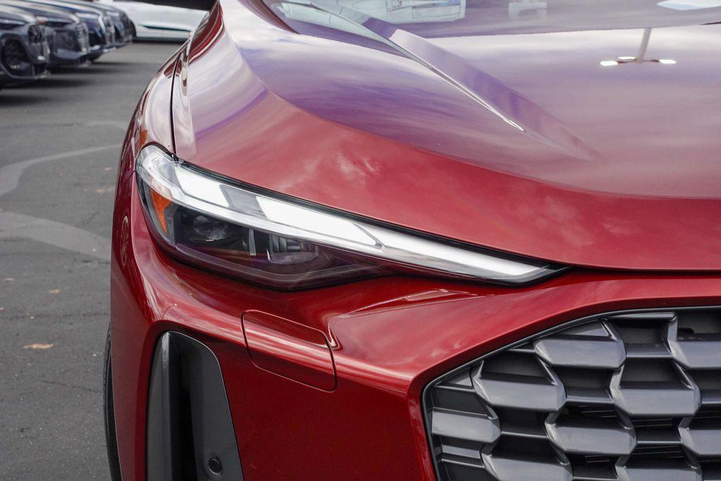 new 2025 Audi Q5 car, priced at $51,382