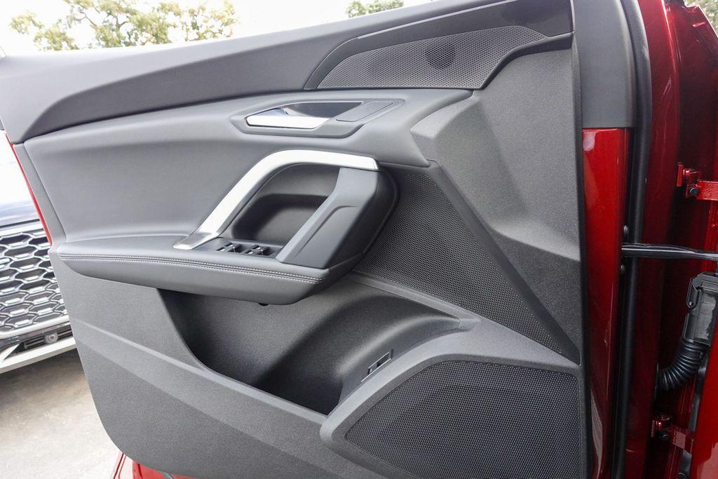 new 2025 Audi Q5 car, priced at $51,382